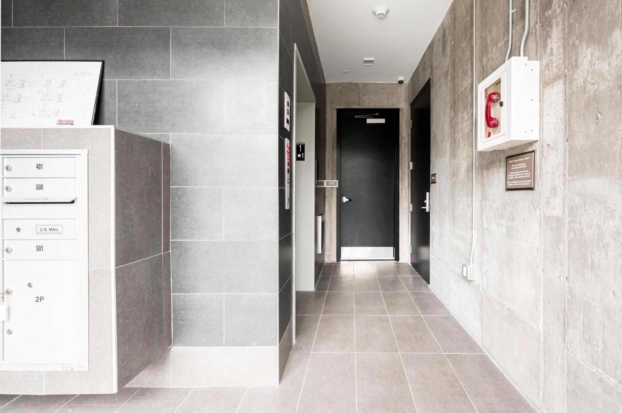 Brand New - Walk To Empower Stadium - Tesoro Holiday home